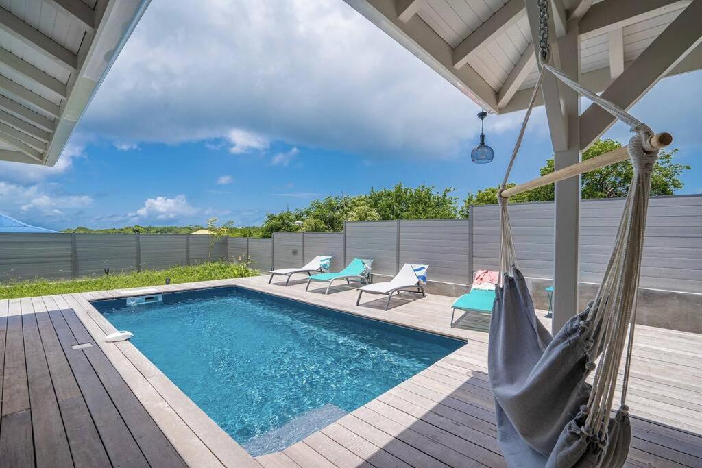 Superbe Villa Avec Piscine Et Proche Mer Au Diamant - 3 Chambres Et Salles De Bain เลอ ดีอามงต์ ภายนอก รูปภาพ