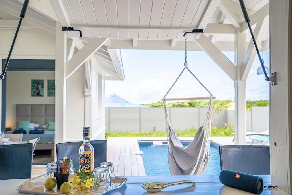 Superbe Villa Avec Piscine Et Proche Mer Au Diamant - 3 Chambres Et Salles De Bain เลอ ดีอามงต์ ภายนอก รูปภาพ